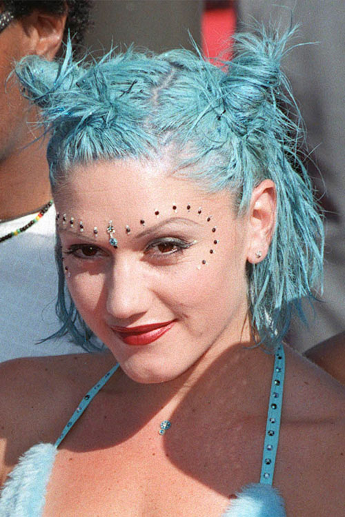 gwen stefani blue buns