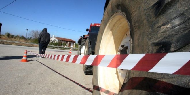 Αύριο αποφασίζουν οι αγρότες της Λάρισας για τη συνέχεια των κινητοποιήσεων