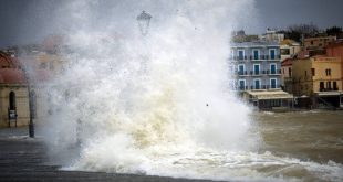 Αγνοείται 61χρονος που παρασύρθηκε από χείμαρρο μέσα στο αυτοκίνητό του