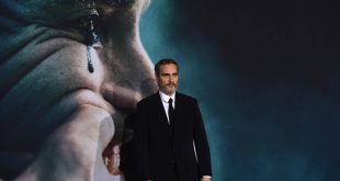 Joker: Το βίντεο του Φίνιξ να τα «χώνει» σε μέλος του συνεργείου και η αλήθεια πίσω από αυτό