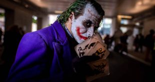 Joker: Η τραγική ζωή του σκοτεινού αντιστάρ Χοακίν Φίνιξ