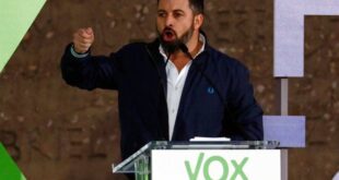 Ισπανία: Ο ηγέτης του ακροδεξιού κόμματος Vox Σαντιάγο Αμπασκάλ θέλει μια «πατριωτική εναλλακτική»