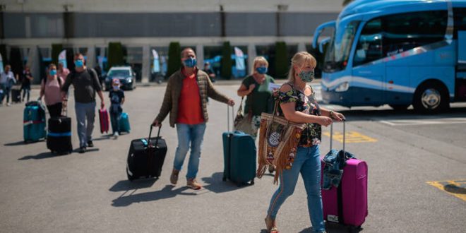 Σχέδιο 4,24 δισ. για τη στήριξη του τουρισμού ανακοίνωσε η Ισπανία