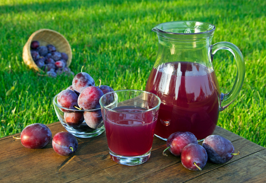 Prune-Juice-Plums